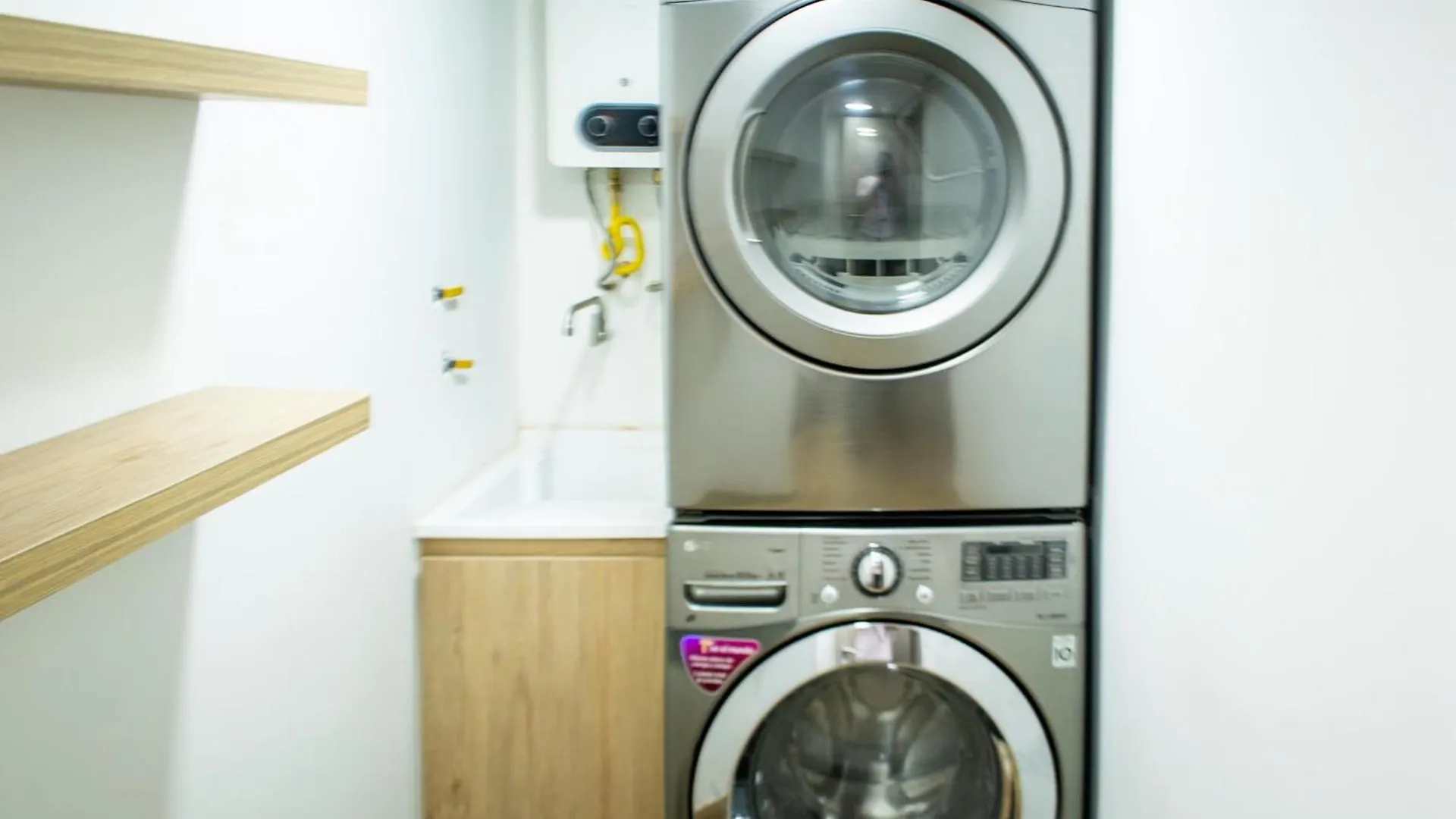 Atalanta 302 - Lujo, Comodidad Y Ubicacion Apartment Medellin